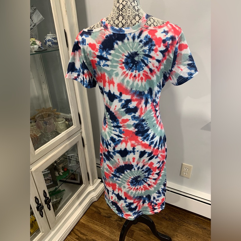 Tie-Dye Midi Dress - Picture 2 of 8